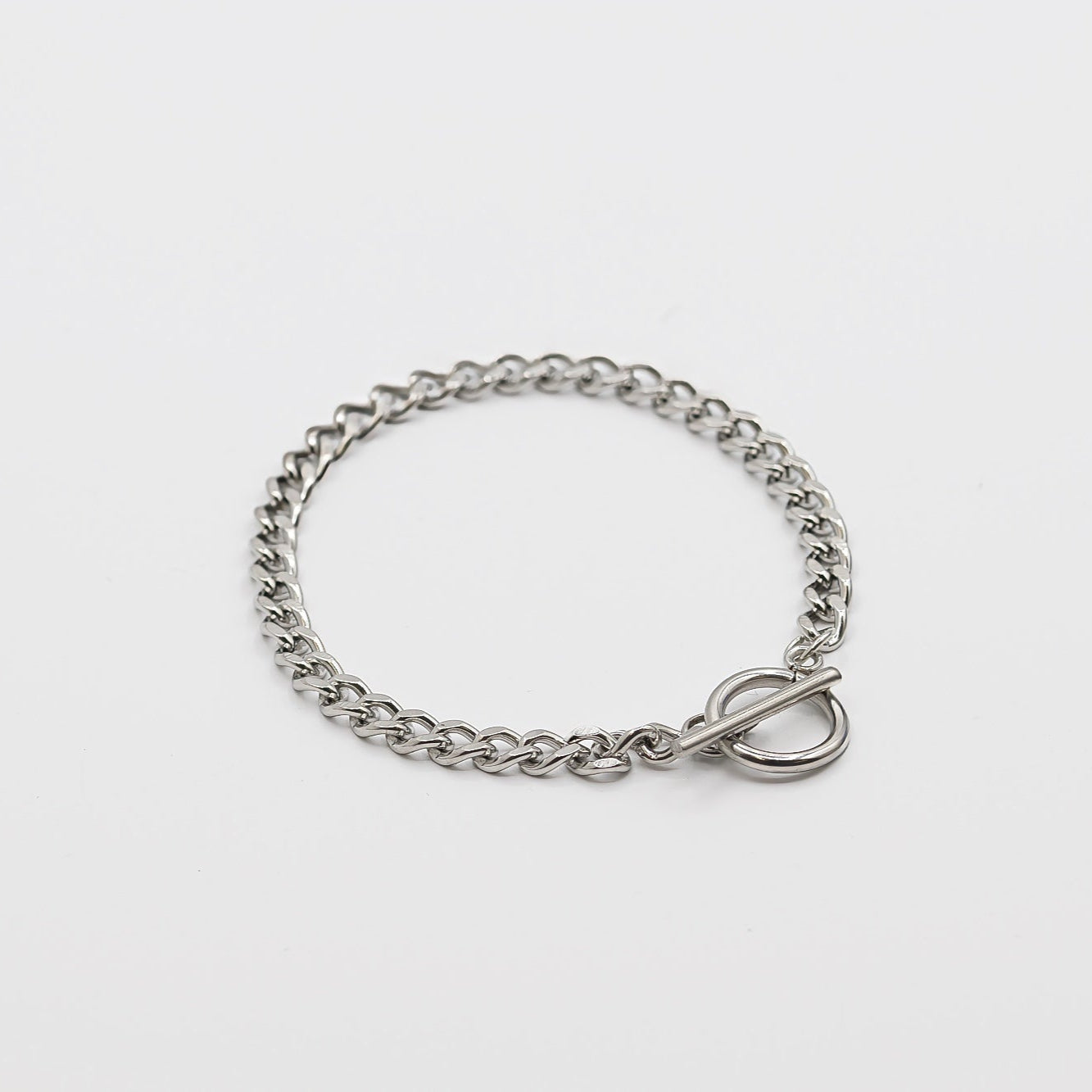 Elegant Circle Bracelet